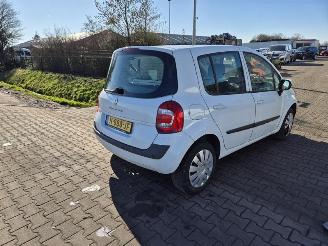 Sloopauto Renault Modus 16 16v 2012/10