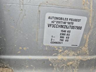 Peugeot 208 1.2 12v picture 9