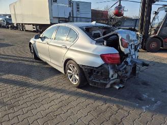 BMW 5-serie 520i picture 2