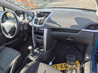 Peugeot 206 CC 2.0 16v picture 5