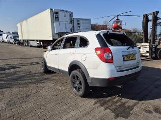 Chevrolet Captiva  picture 2