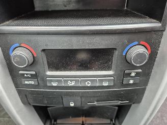 Peugeot 207 1.6 VTi picture 6