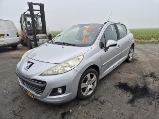 Peugeot 207 1.6 VTi picture 3