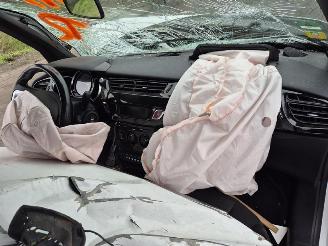 Citroën DS3 1.6 VTi picture 5