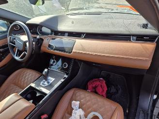 Land Rover Range Rover Evoque P300e picture 9