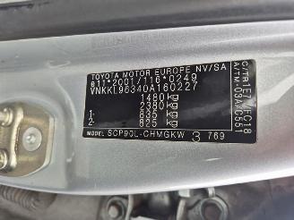 Toyota Yaris 1.3 picture 8