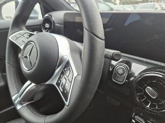 Mercedes A-klasse 200 Turbo picture 10