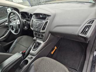 Ford Focus Wagon 1.6 Ti  VCT picture 5