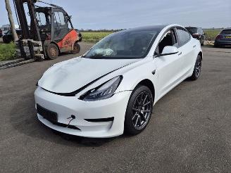 Tesla Model 3 Sedan Long Range AWD picture 3