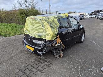 Purkuautot passenger cars Opel Agila 1.2 16v 2013/7