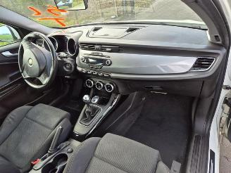 Alfa Romeo Giulietta 1.4 TB picture 5