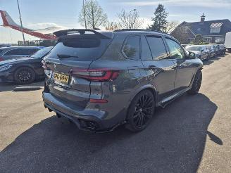 krockskadad bil auto BMW X5 xDrive45e 2022/5