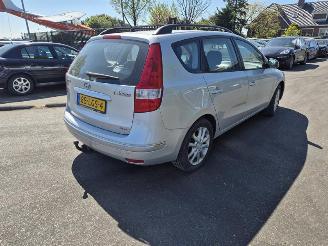 Damaged car Hyundai I-30 Crosswagon 1.4 2010/4
