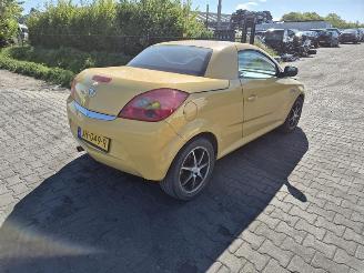 demontáž osobní automobily Opel Tigra 1.4 2005/1