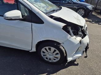 Toyota Yaris 1.33 picture 7