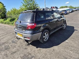 Salvage car Mitsubishi Outlander 2.0 16v 2005/7
