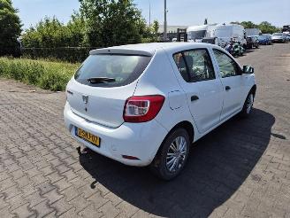 Démontage voiture Dacia Sandero 0.9 TCe 2013/11