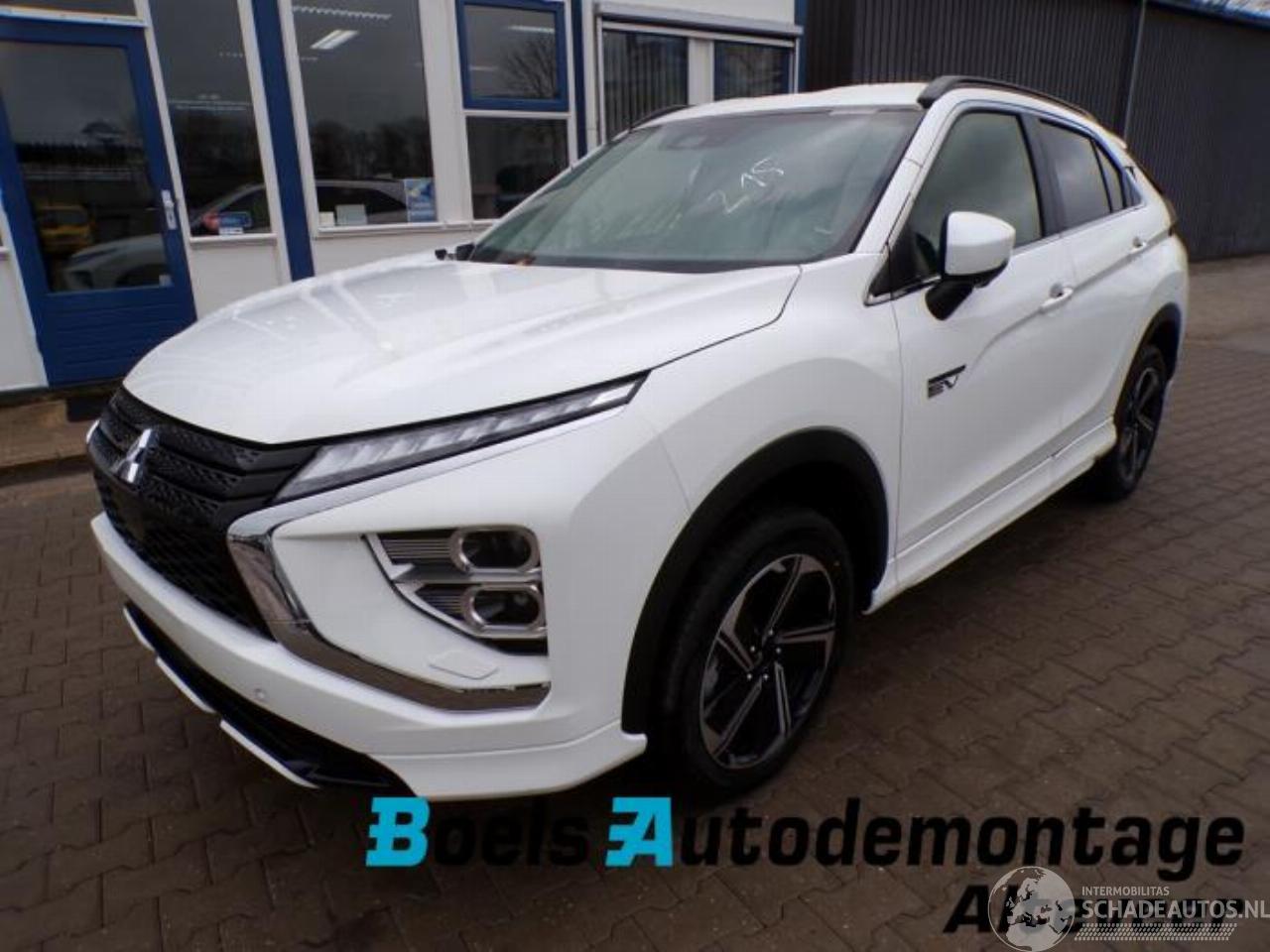 Mitsubishi Eclipse Cross Eclipse Cross (GK/GL), SUV, 2017 2.4 16V PHEV 4x4