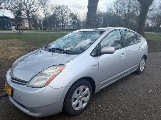 Avarii autoturisme Toyota Prius 57 kW (77 PK)  1497 cc. 2007/6