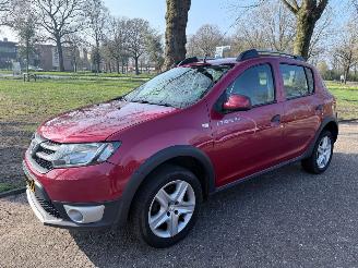 Coche accidentado Dacia Sandero 66 kW (90 PK)  898 cc. 2016/7