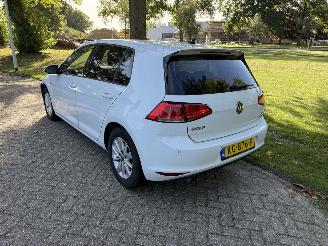 Volkswagen Golf 1.0 tsi picture 3