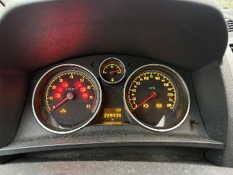 Opel Zafira  picture 15