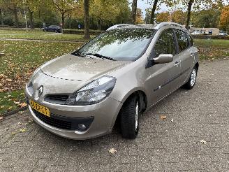 krockskadad bil auto Renault Clio  2008/1