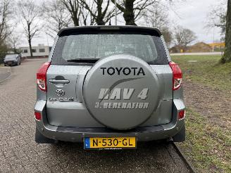 Toyota Rav-4  picture 4