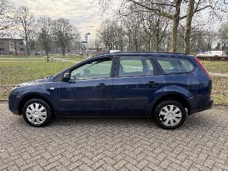 Ford Focus  picture 2