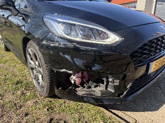 Ford Fiesta  picture 9