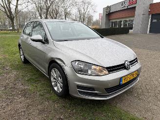 Volkswagen Golf  picture 7