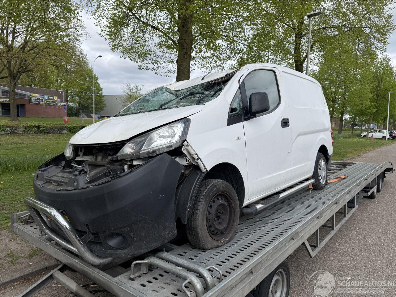 Nissan Nv200 
