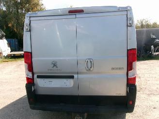 Peugeot Boxer 2.0 HDI Pack picture 15