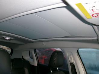 Peugeot 2008 1.2 Allure picture 21