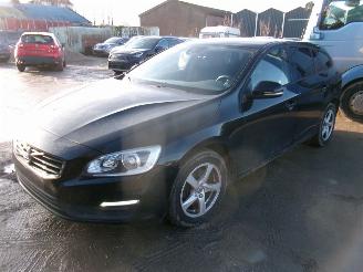 Volvo V-60 2.0 D - Kinetic picture 2