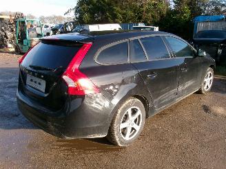 Volvo V-60 2.0 D - Kinetic picture 4