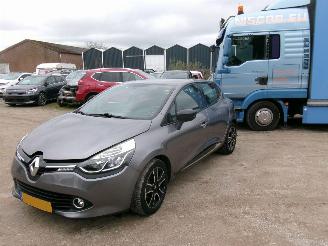 okazja samochody osobowe Renault Clio 0.9 Comfort 5 Drs 2014/10