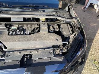 MG MG4 150KW Luxury 64 KWh picture 55