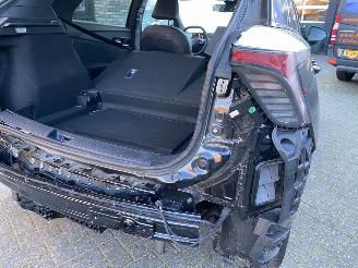 MG MG4 150KW Luxury 64 KWh picture 28