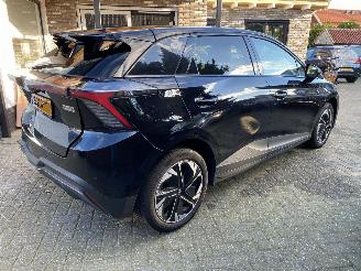 krockskadad bil auto MG MG4 150KW Luxury 64 KWh 2023/4