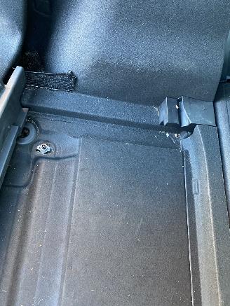 MG MG4 150KW Luxury 64 KWh picture 57