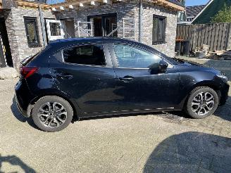 Mazda 2 Automaat 1.5 SkyActive-G GT-M picture 21