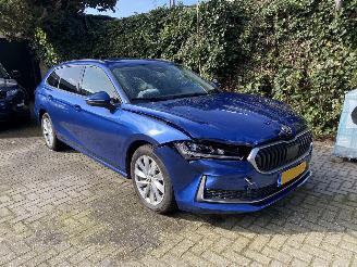 Skoda Superb Mild Hybrid 1.5 TSi MHEV Business Edition Automaat Kombi picture 2