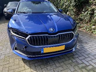 Skoda Superb Mild Hybrid 1.5 TSi MHEV Business Edition Automaat Kombi picture 32