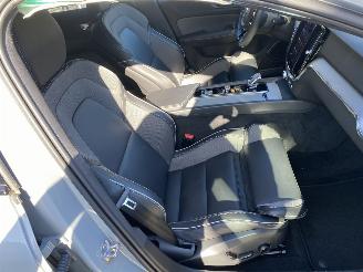 Volvo V-60 2.0 B4 Plus Bright Mild Hybrid picture 23