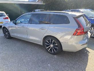 Volvo V-60 2.0 B4 Plus Bright Mild Hybrid picture 39