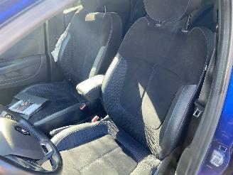 Renault Captur Auto is verkocht Version-S 1.3 150PK 4cil VASTE PRIJS picture 41