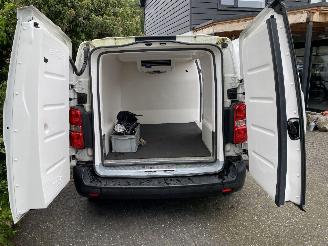 Peugeot Expert Carrier Koeling 1.5 BlueHDi 100 Standard Pro met motorschade picture 27