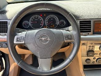 Opel Vectra 2.2 16V Sedan 4Dr Benzine 2.198cc 108kW (147pk) FWD picture 12