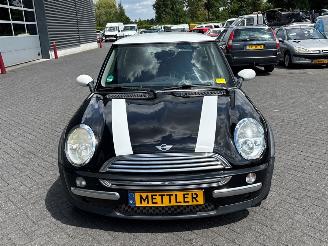 Mini Mini 1.6 16V Cooper Hatchback  Benzine 1.598cc 85kW (116pk) FWD picture 8